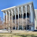 Northwestern National Life Building, Marquette Avenue, Minneapolis. Image © w_lemay via Wikimedia Commons Creative Commons Attribution-Share Alike 2.0 Minoru Yamasaki's Northwestern National Life Building in Minneapolis to Be Converted Into Hotel - Image 2 of 5
