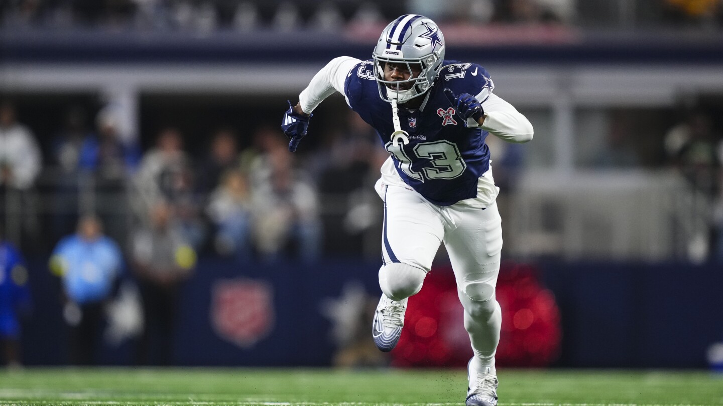 Dante Fowler remains a potential addition to Seahawks' defense