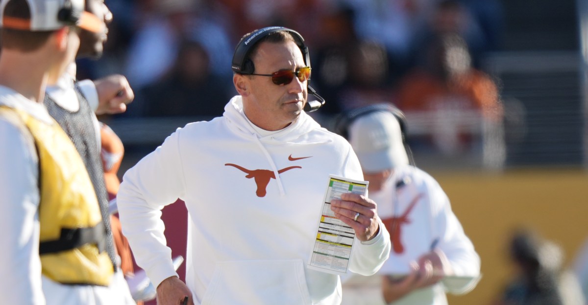 Longhorns Daily News: Steve Sarkisian warns us not to overreact to Texas QB Arch Manning’s spring rehab following foot surgery