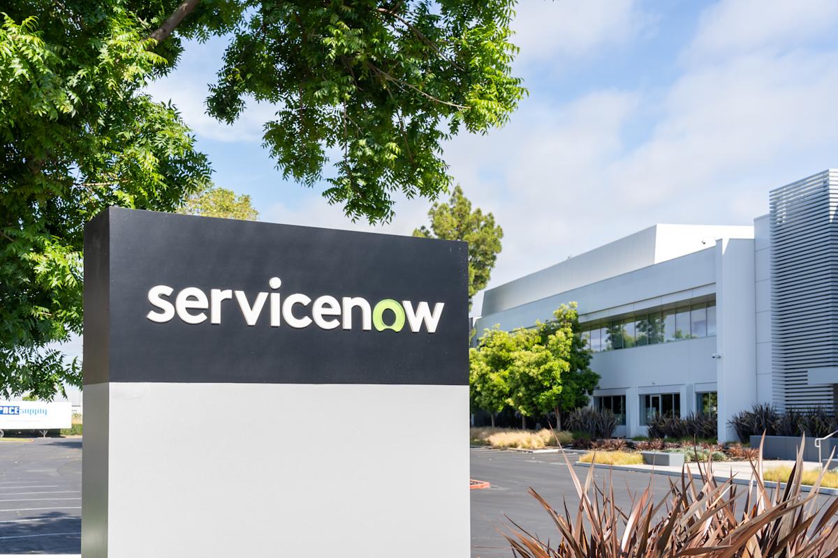 ServiceNow stock tumbles 17% as war in Iran impacts sales growth