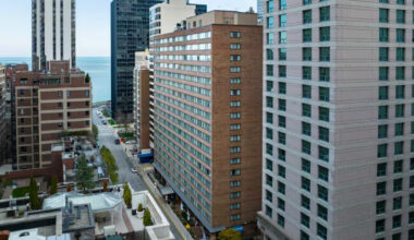 Streeterville Hotel To Undergo Residential Conversion