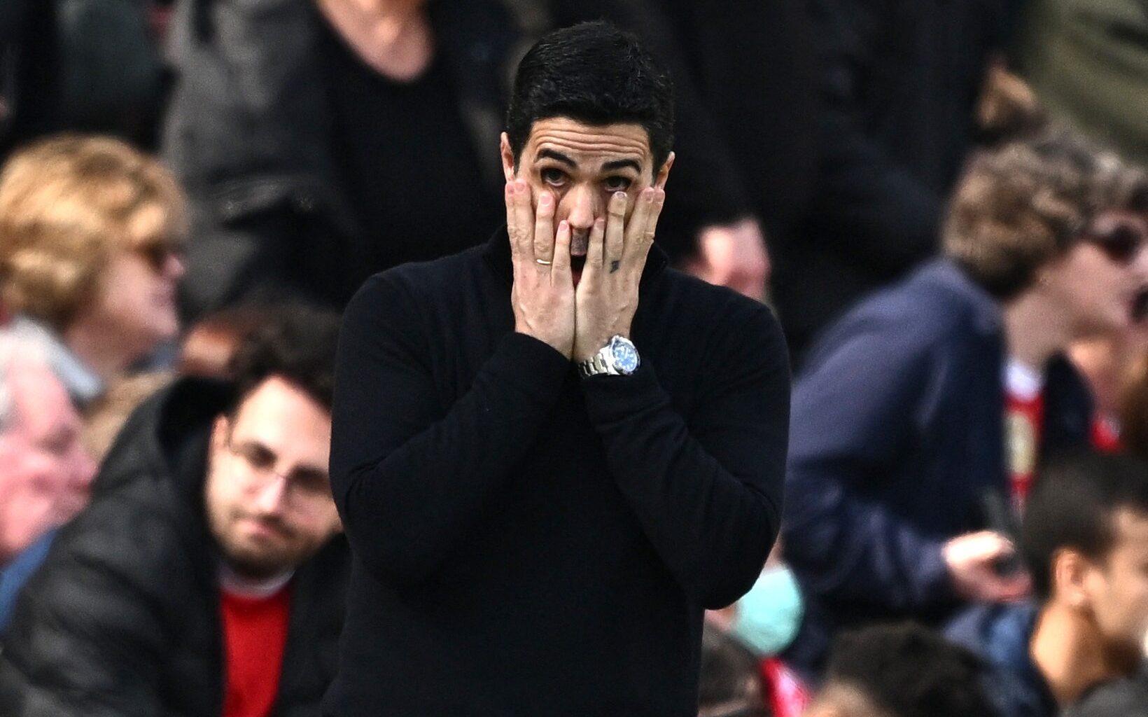 Arsenal shocked by Bournemouth, offering Man City Premier League lifeline | Football News