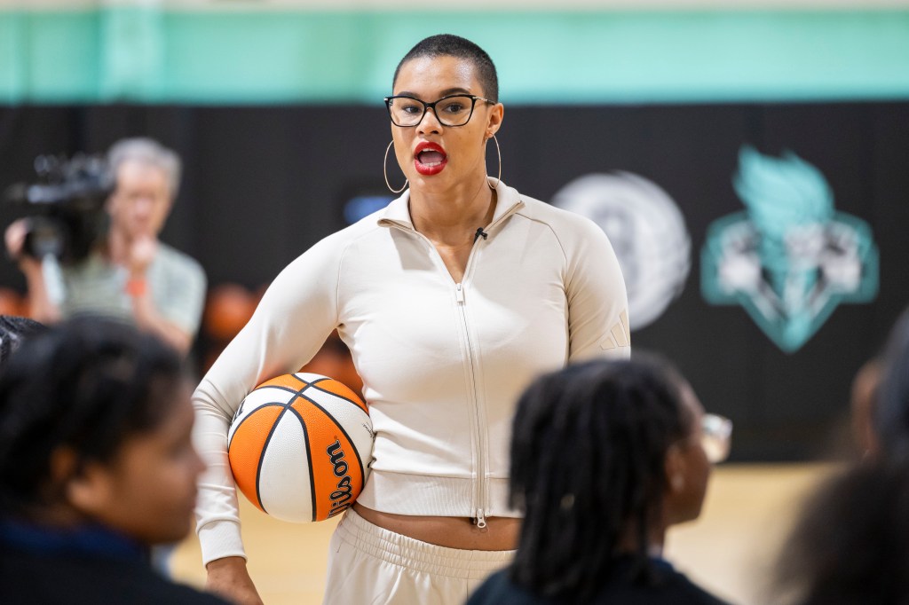 New York Liberty Satou Sabally participates in a clinic with Uncommon Excellence Girls Middle School at a welcome event at the Brooklyn Basketball Training Center, Friday, April 17, 2026, in Brooklyn, NY.
