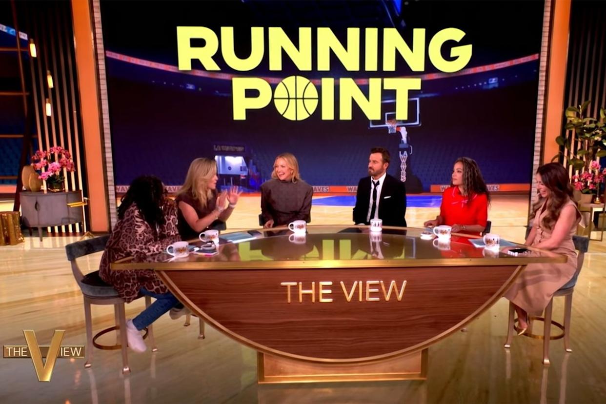 Whoopi Goldberg, Sara Haines, Kate Hudson, Justin Theroux, Sunny Hostin, and Alyssa Farah Griffin on 'The View'Credit: ABC