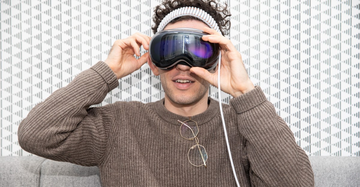 Valve has released a native visionOS version of its Steam Link app in beta.