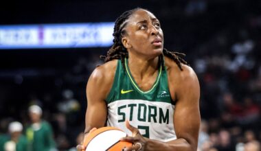 From The Sports Desk: Free agency frenzy