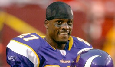 Ex-NFL player Ronyell Whitaker saves 4 lives with organ donations after death