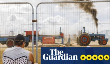 Martin Parr: Global Warning review – the great photographer in all his gluttonous, giddy glory | Martin Parr