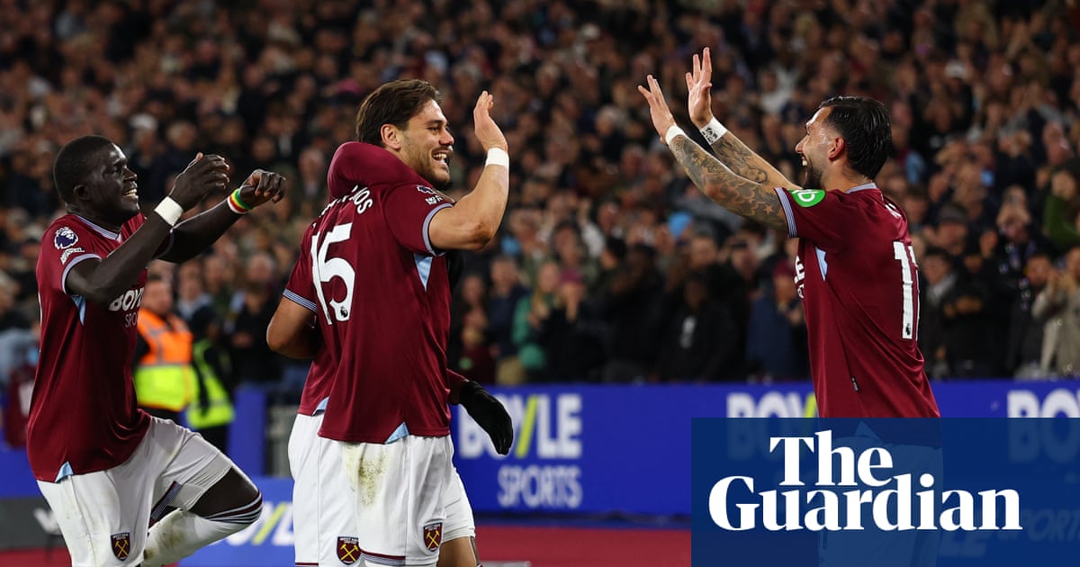 West Ham double up twice to thrash Wolves and put Spurs in relegation zone | Premier League