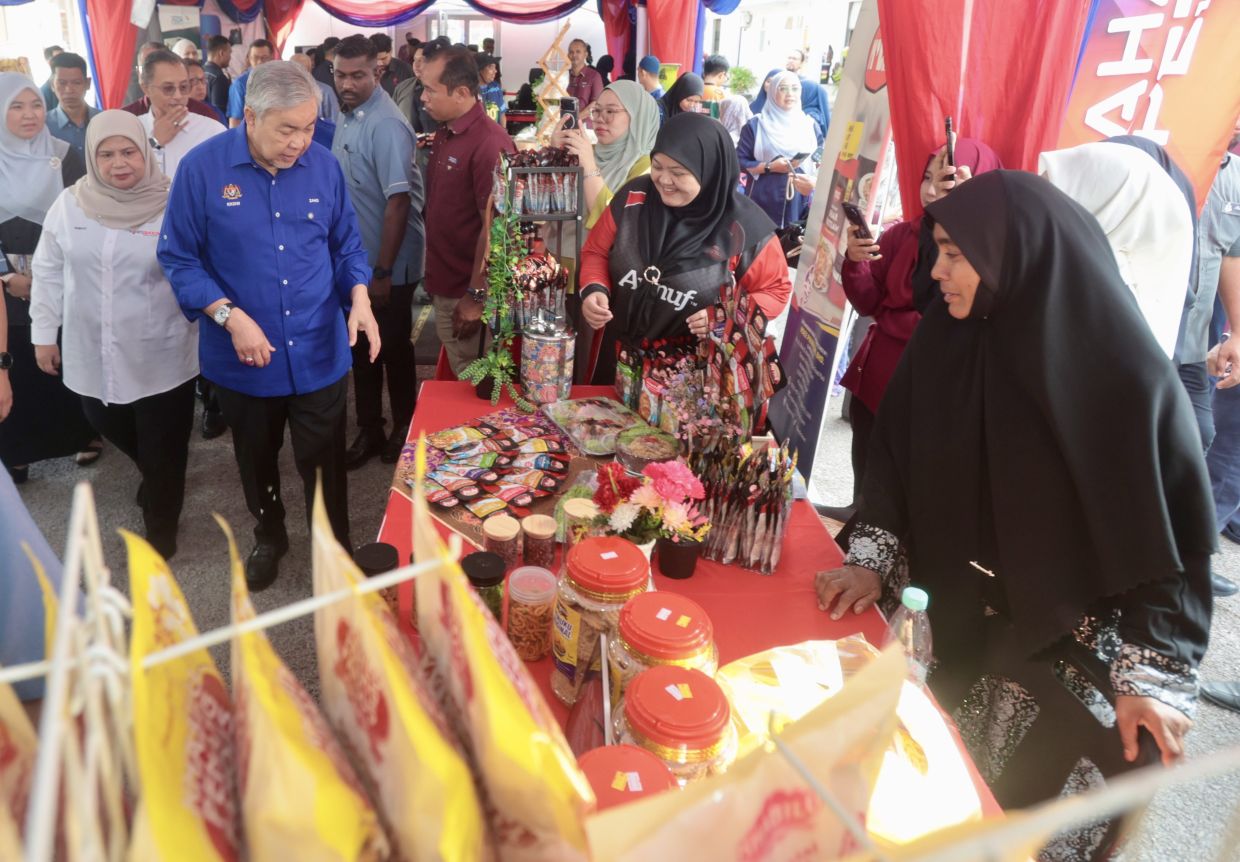 M'sia can fortify halal hub status amid global uncertainties, says Zahid