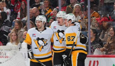 Pittsburgh Penguins clinch playoff spot with win over Devils