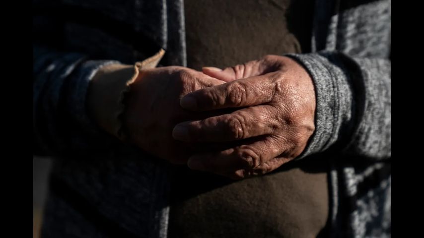 “Don’t take me to the hospital”: Undocumented immigrants in Texas are delaying medical care