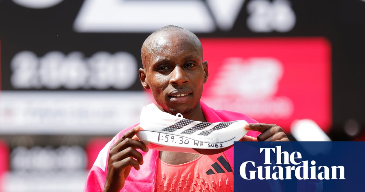 Sabastian Sawe breaks two-hour barrier to make history in London Marathon | London Marathon
