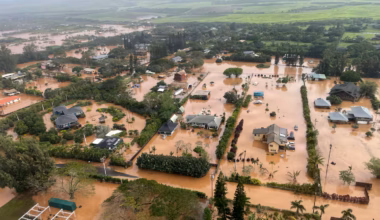 Hawaii could face more flooding, weeks after devastating storms