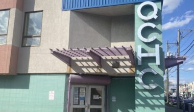Quality Community Health Care Inc. is a federal health clinic with three locations in North Philadelphia, including this one at 25th Street and Lehigh Avenue. Federal regulars imposed a 30-day suspension on the organization because it is four years behind on required filings.