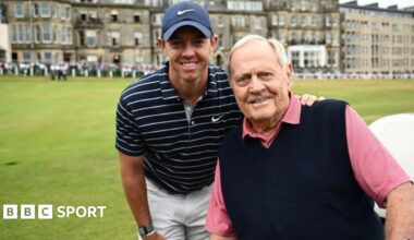 Jack Nicklaus and Rory McIlroy chat at the Memorial Tournament in 2023