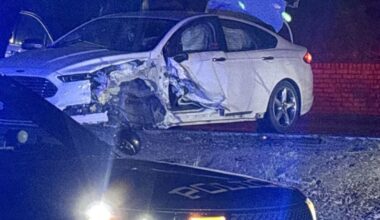 Power restored for hundreds after car crashes into pole in Raleigh :: WRAL.com