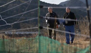 Shimane farming districts face onslaught from rising monkey population