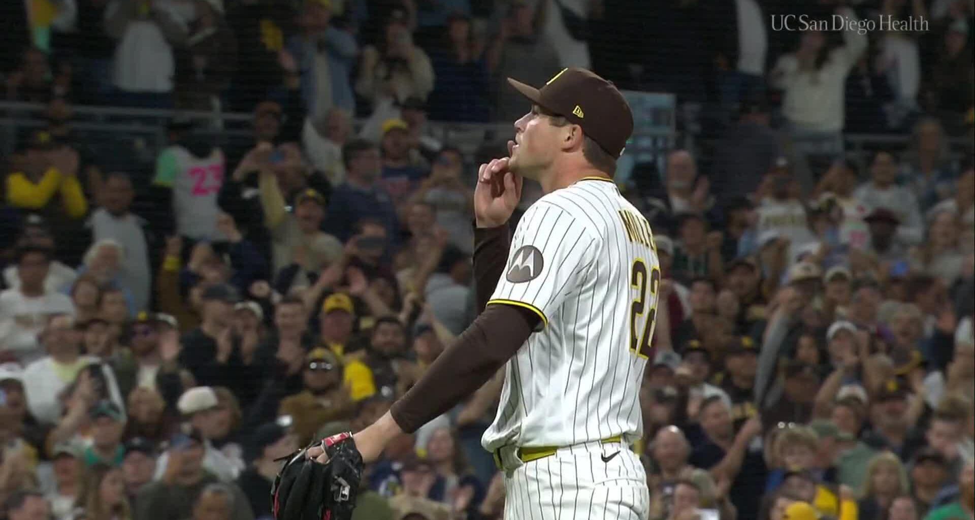 Padres beat Mariners 5-2 behind Tatis, Buehler for 8th straight win, 11th in 12 games