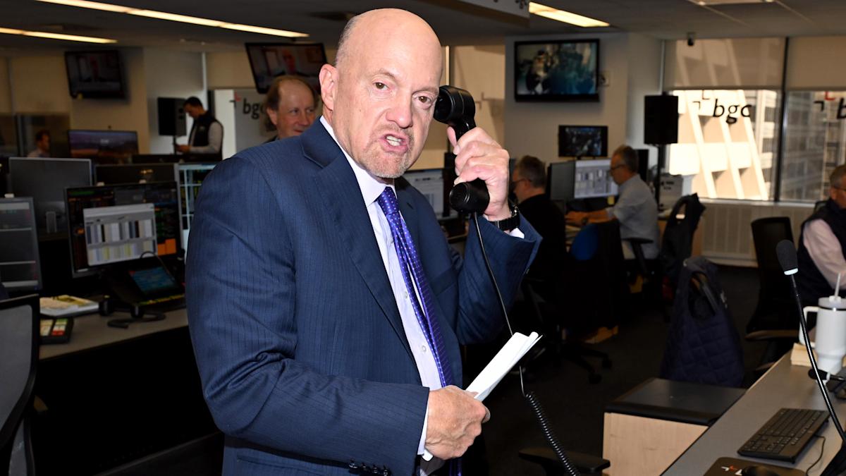 Jim Cramer says health care is the 'cold' hedge your AI-heavy portfolio is missing — and shares 4 stocks to consider