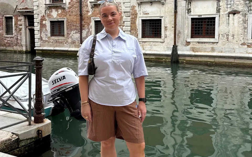 Portrait of Emma Myatt on holiday in Venice.