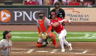 Stewart and Steer go deep, Reds beat Giants 2-1