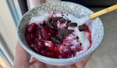 Snack I Eat at Night to Maintain Weight Loss; Dietitian-Approved