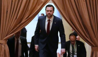 What Smart People Are Saying About the US-Iran Failed Peace Talks, Blockade