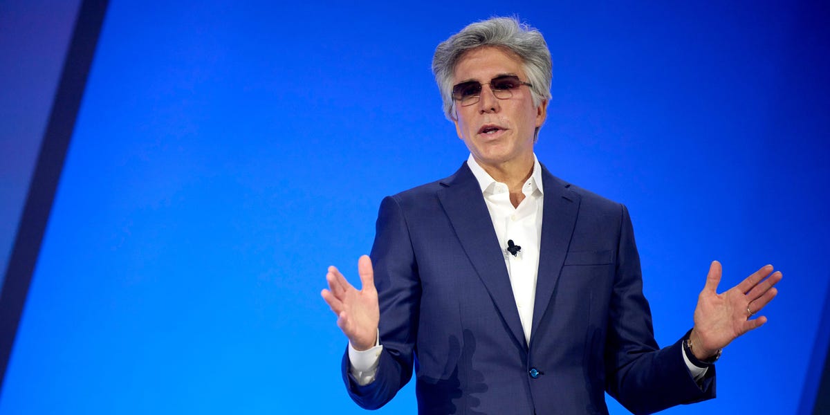 ServiceNow CEO Dismisses AI Software Threats As 'Parlor Tricks'