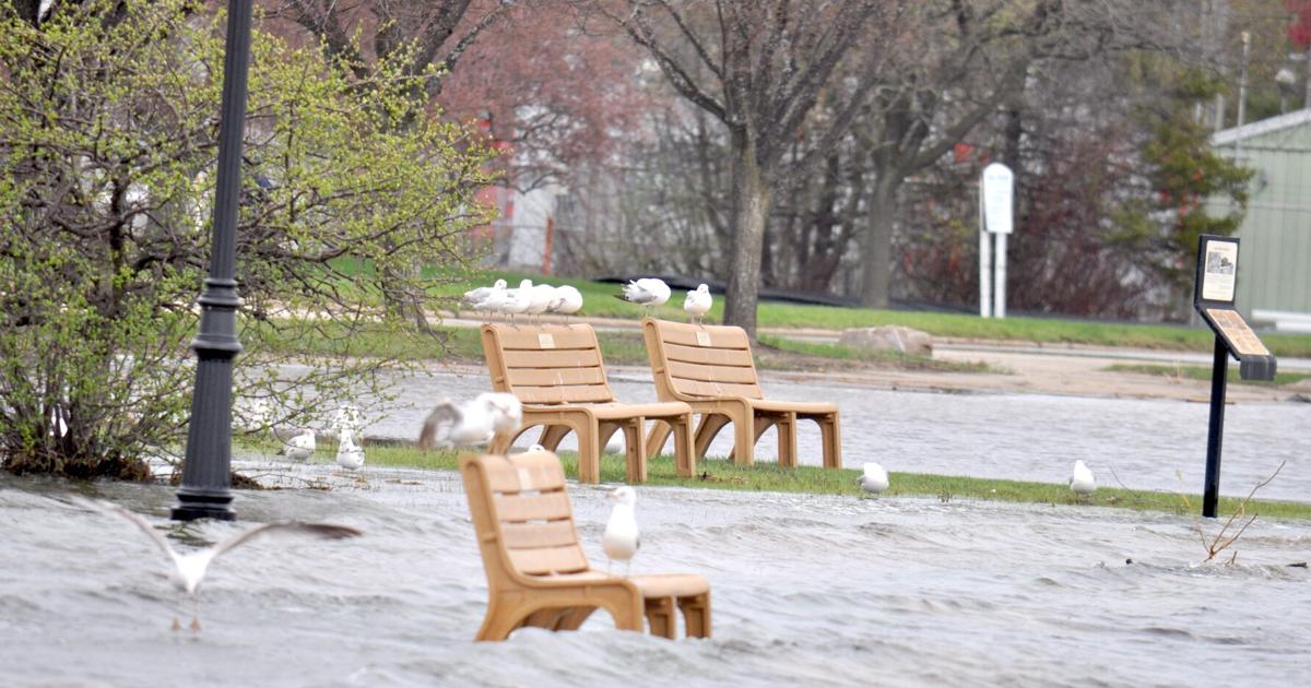 Experts explain why it's taking so long for floodwaters to recede | News