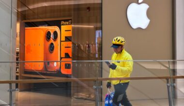 Apple's foldable iPhone may be delayed due to engineering snags