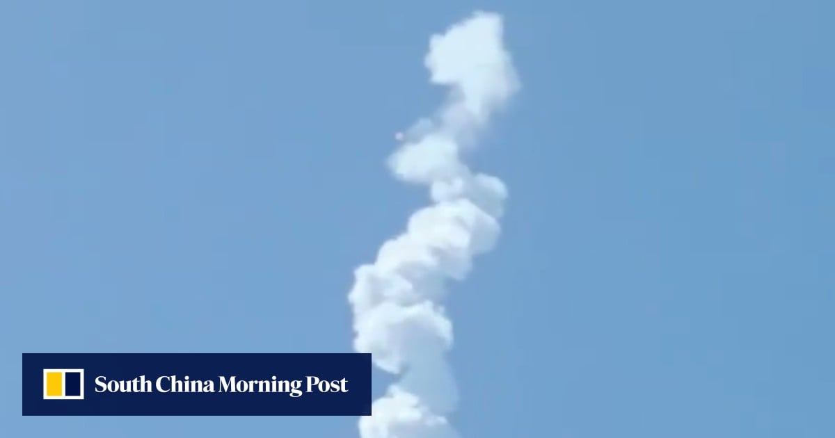 China launches heavyweight rocket to challenge SpaceX’s Falcon 9. It fails