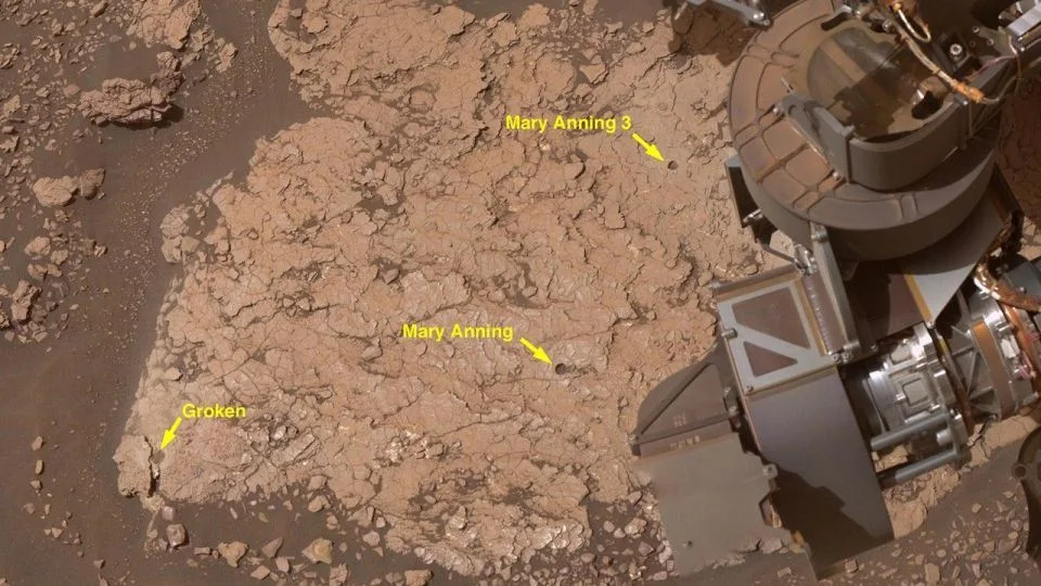 An annotated close-up shows three holes Curiosity drilled into Martian rock at the Mary Anning site in 2020. - JPL-Caltech/MSSS/NASA