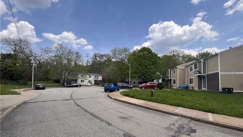 Fatal stabbing in Pittsburgh's Glen Hazel neighborhood