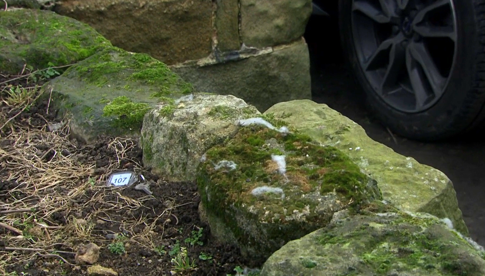 emmerdale, storage unit key 107, left outside