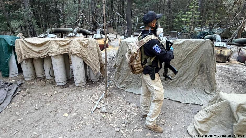 Mexico says alleged CIA agents 'not authorized' on its soil