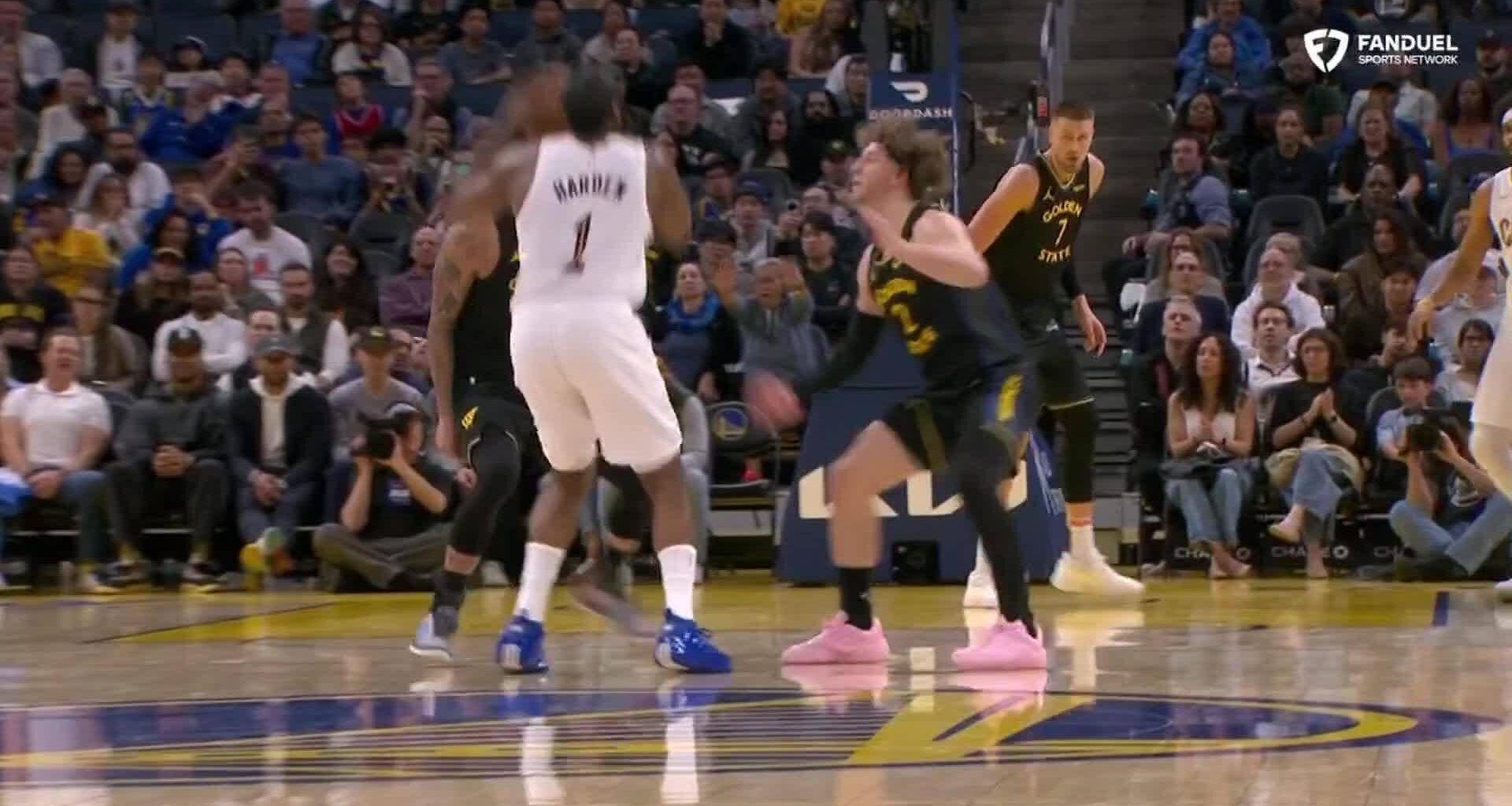 Donovan Mitchell scores 25, Max Strus 24 as Cavaliers hold off Warriors 118-111
