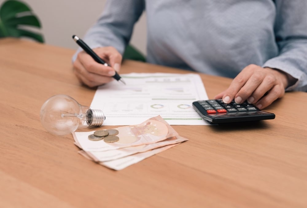 'His Dad Still Pays His Bills,' Caller Admits — 'Ramsey Show' Host Warns 'You're Marrying A Little Boy In A Grown-Up Man's Body'