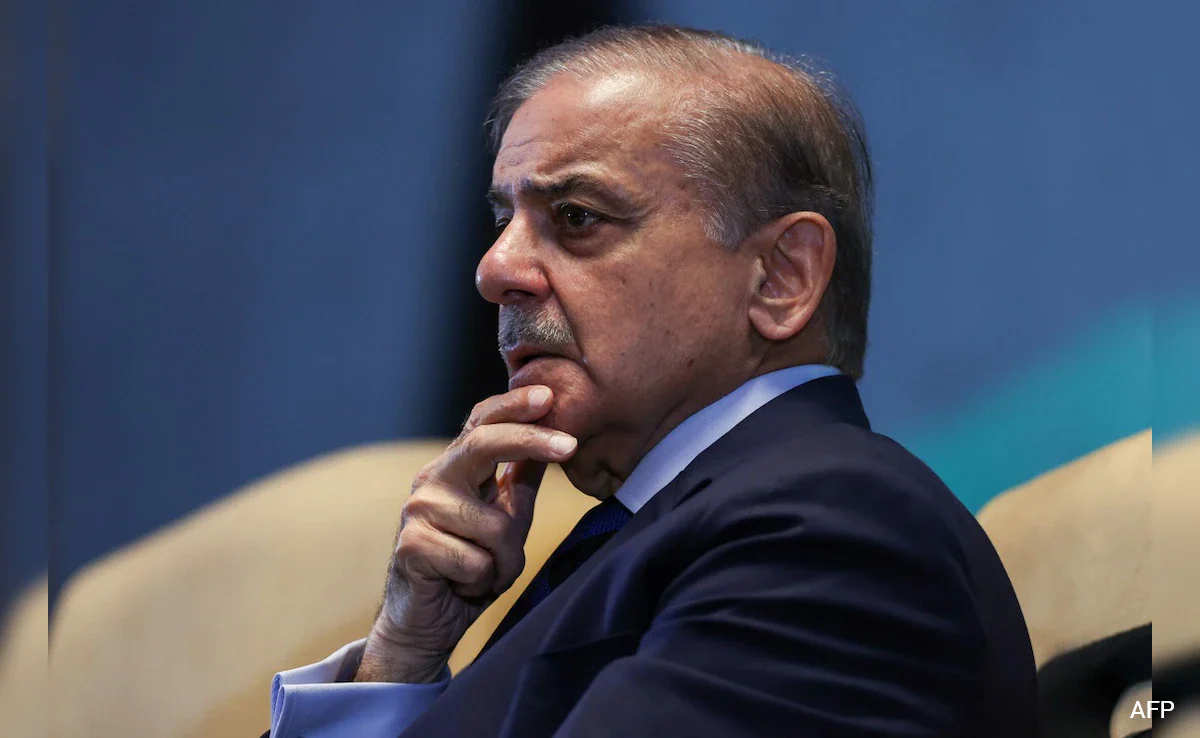 Pakistan Weighs 'All Options' To Repay $3 Billion UAE Loan