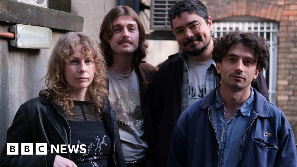 How Harry Styles, Lily Allen and other stars are helping grassroots artists - BBC