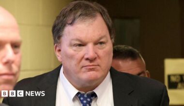 Live updates: Plea hearing for suspected Gilgo Beach killer Rex Heuermann under way
