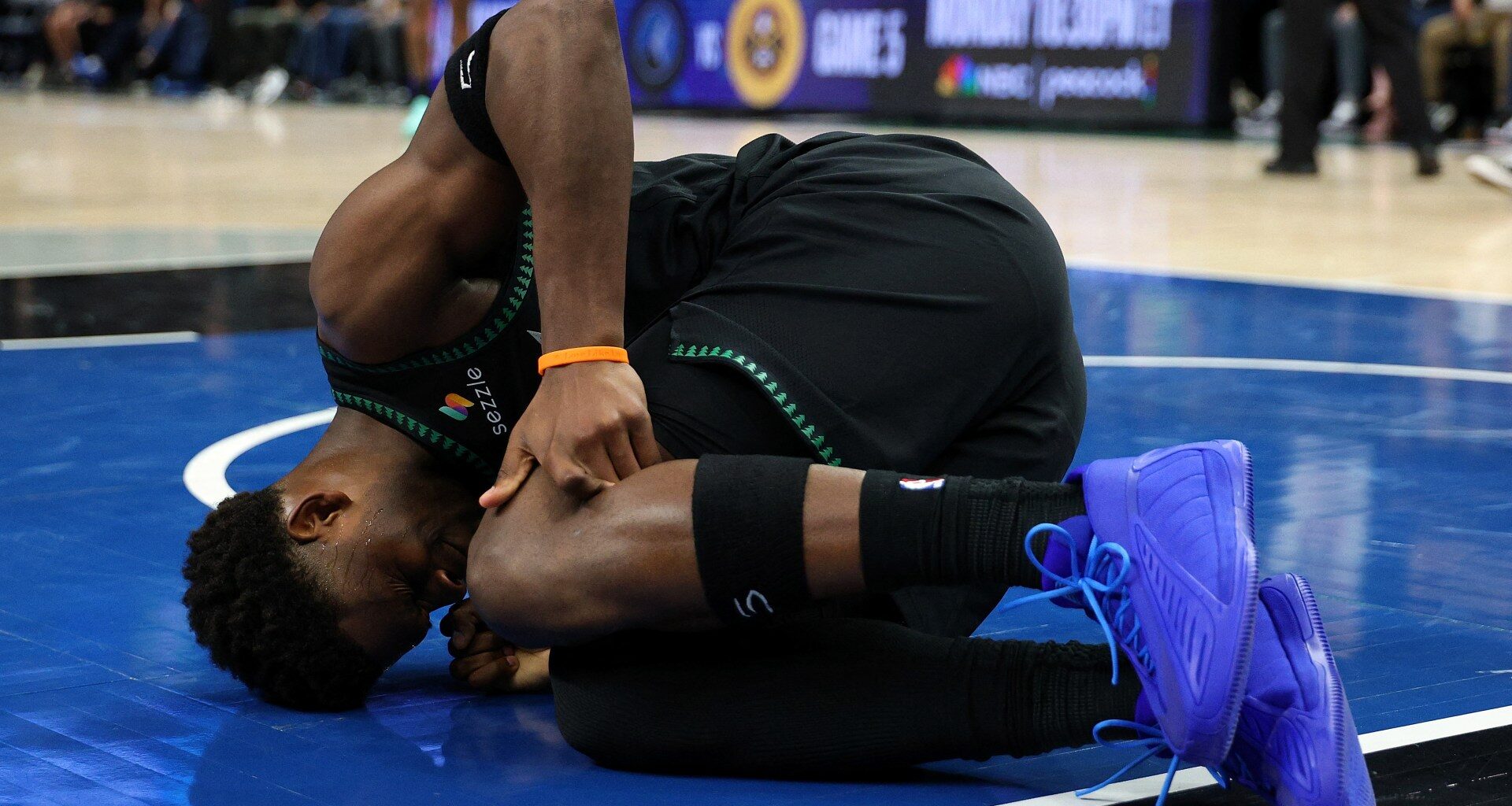 Anthony Edwards injures knee in Timberwolves’ Game 4 win against Nuggets | Basketball News