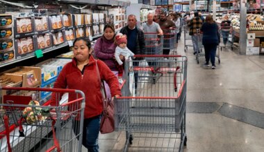 Why consumer sentiment is hitting record lows
