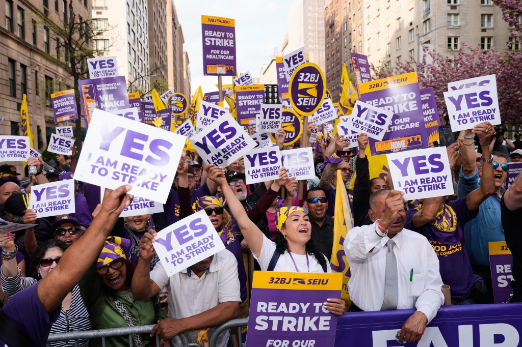 NYC residential building workers vote to go on strike over wages, healthcare starting Tuesday