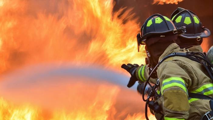 Huge brush fires break out at notorious ‘Compound’ in Palm Bay