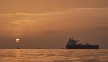 US Says it's Hunting for Explosive Mines in Latest Push to Open the Strait of Hormuz