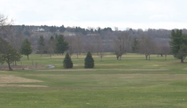 Restaurateur has plan to save Thompson Park golf course