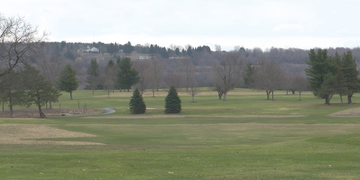 Restaurateur has plan to save Thompson Park golf course