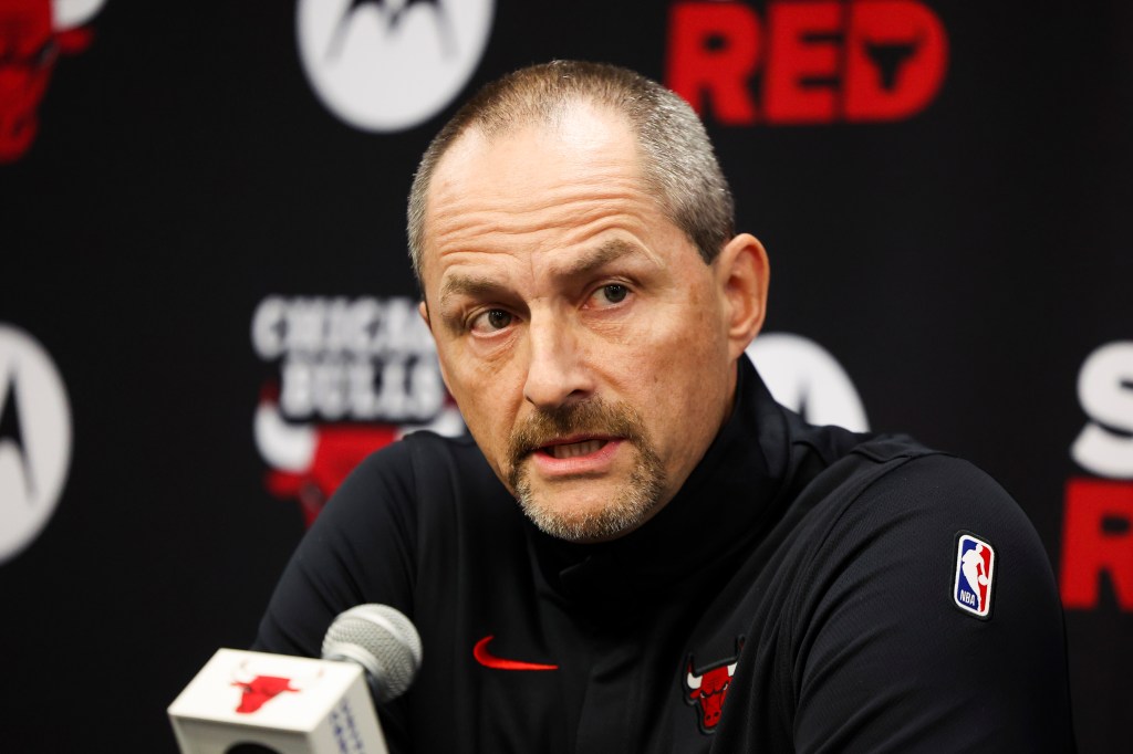 Chicago Bulls fire VP Artūras Karnišovas and GM Marc Eversley