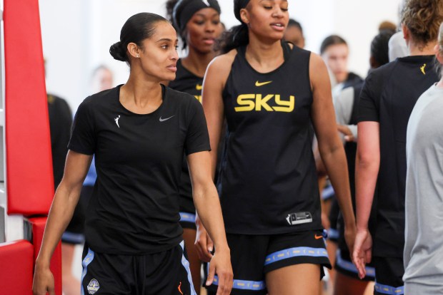 Chicago Sky's Skylar Diggins walks on the court at the end of practice at UIC Flames Athletic Center on April 20, 2026. (Eileen T. Meslar/Chicago Tribune)